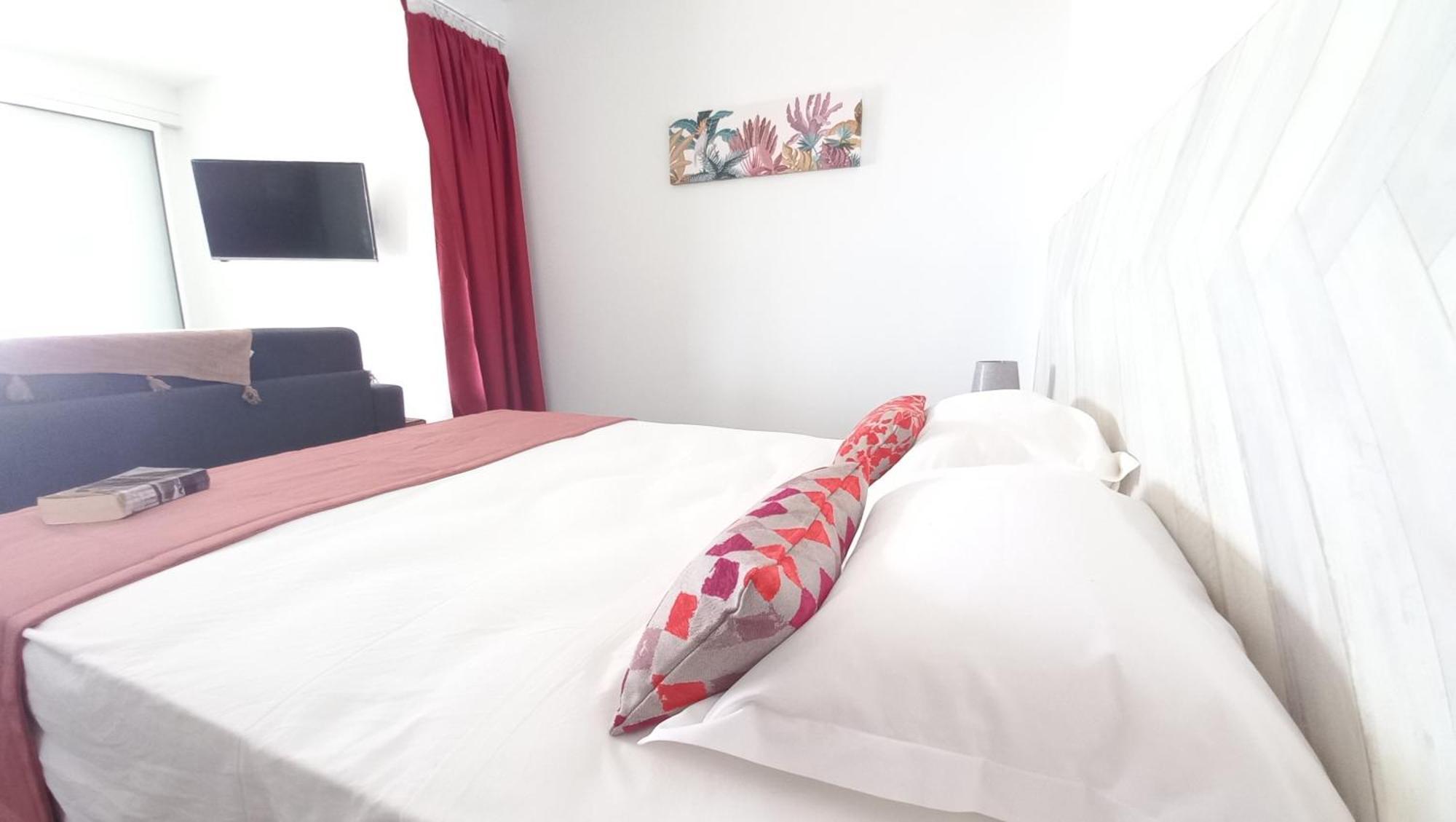 Logements Vue Mer Acces Piscine En Guadeloupe ブイヤント エクステリア 写真