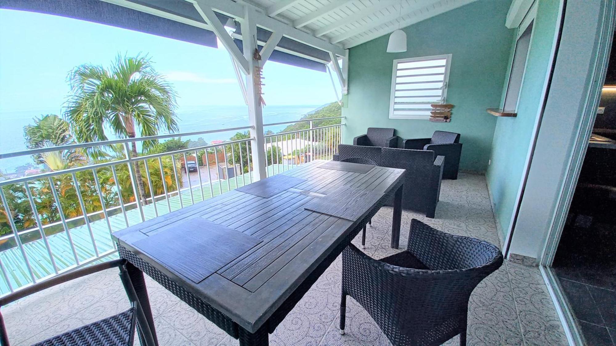 Logements Vue Mer Acces Piscine En Guadeloupe ブイヤント エクステリア 写真