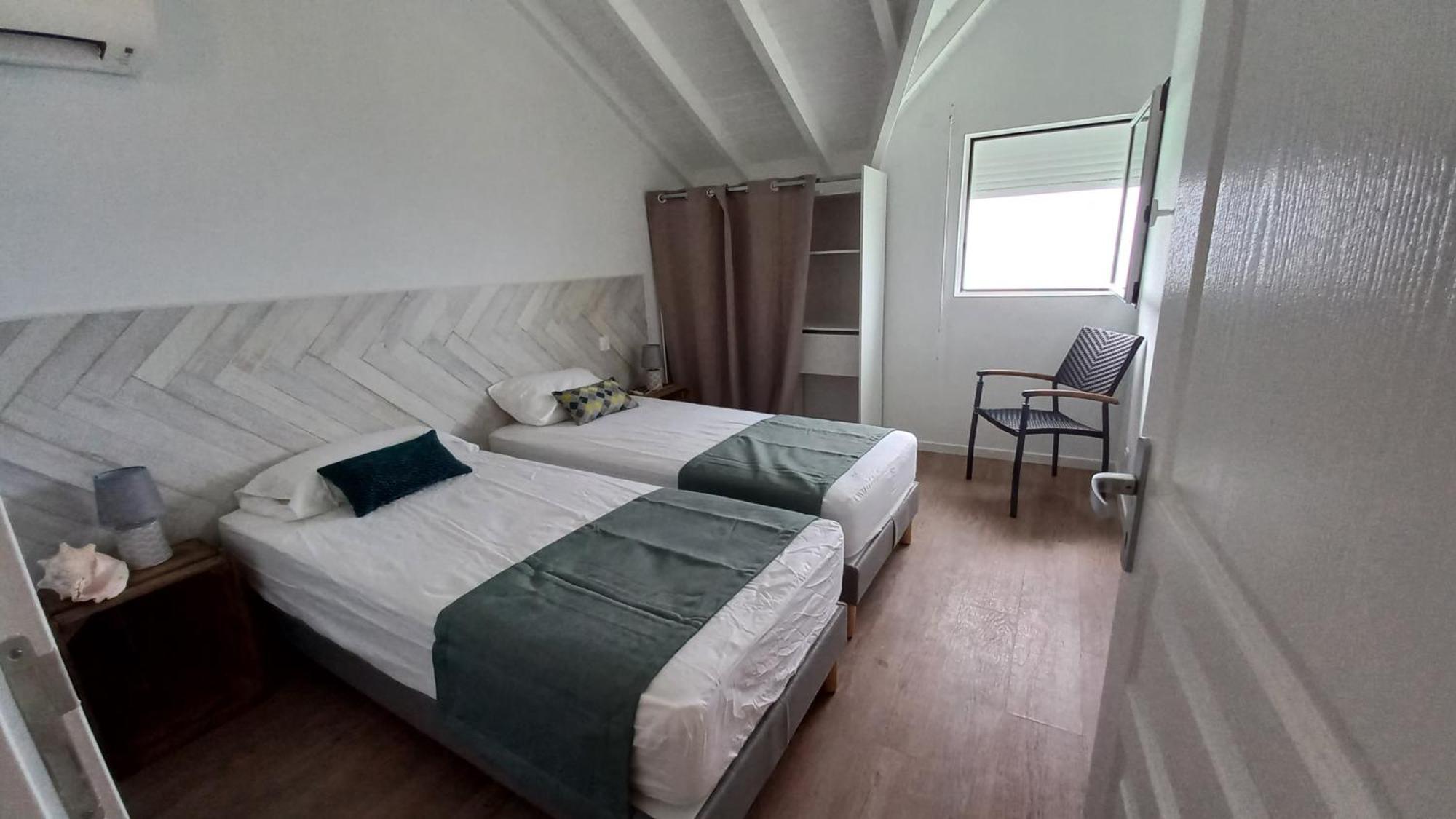 Logements Vue Mer Acces Piscine En Guadeloupe ブイヤント エクステリア 写真