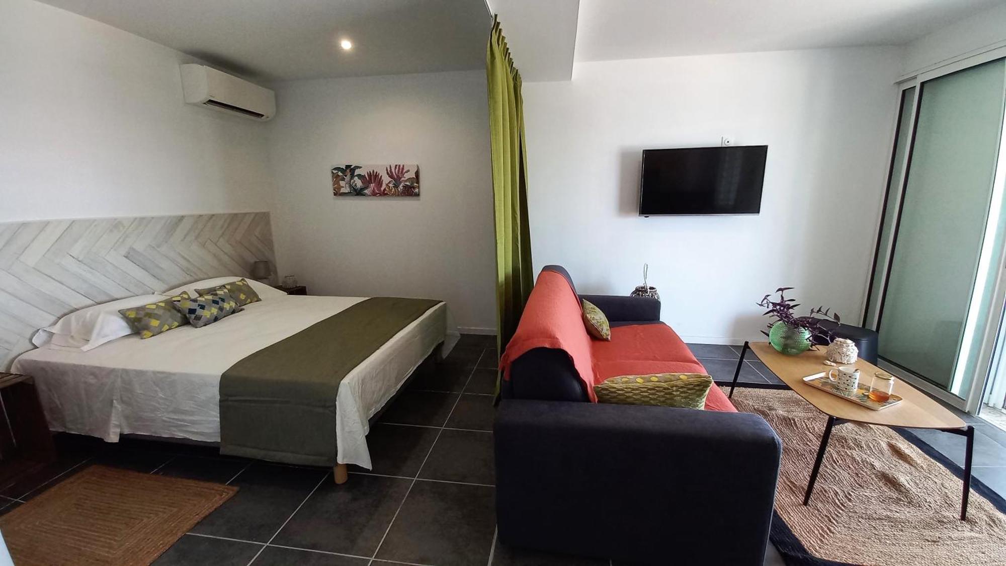 Logements Vue Mer Acces Piscine En Guadeloupe ブイヤント エクステリア 写真